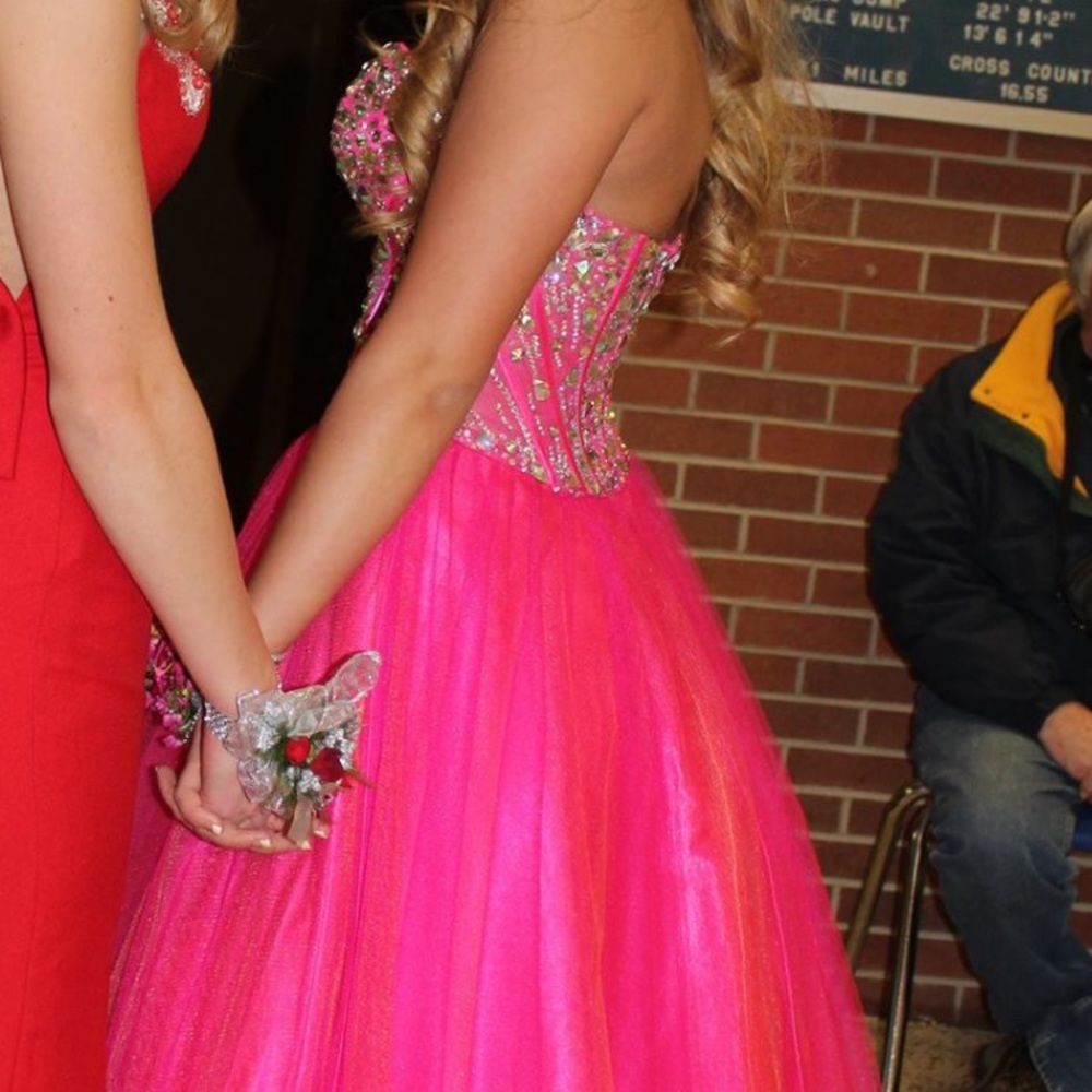 PROM DRESS